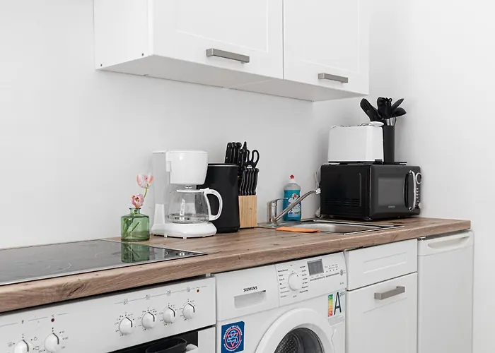 Apartment Amazing 1br Apt, Next To Akh Building For Everyone