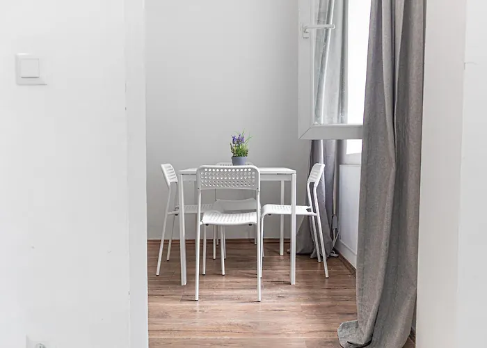 Amazing 1br Apt, Next To Akh Building For Everyone Apartment Vienna