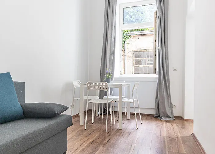 Amazing 1br Apt, Next To Akh Building For Everyone * Vienna