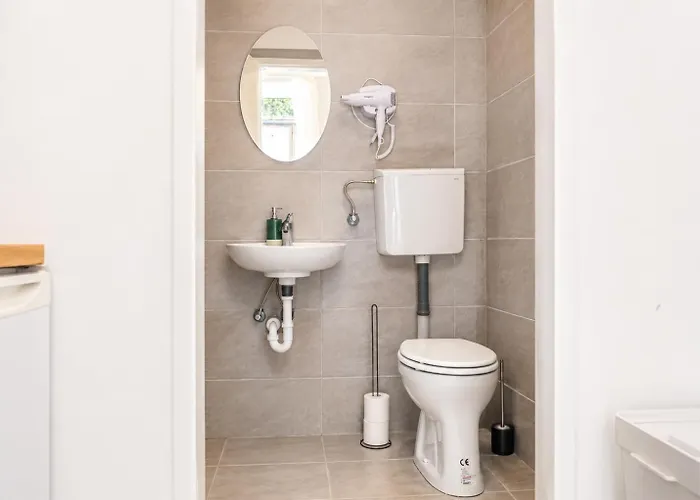 Amazing 1br Apt, Next To Akh Building For Everyone Wenen